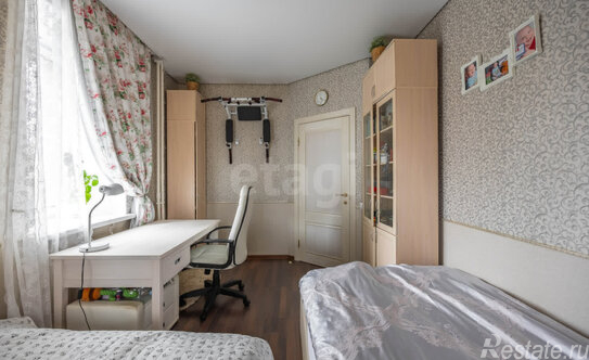 Продажа 3-комн квартиры на вторичном рынке ул Учительская,  д. 18,  к. 3