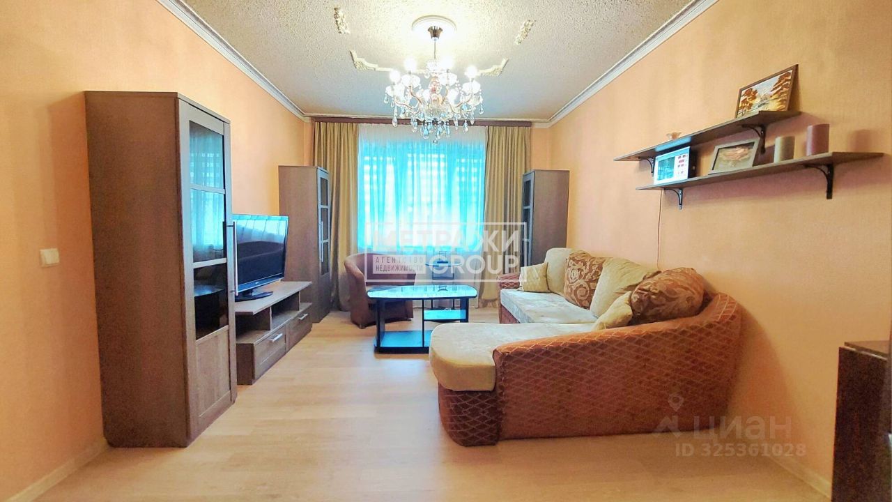 Продажа 3-комн квартиры на вторичном рынке д. Медвежьи Озера, улица Юбилейная, 9