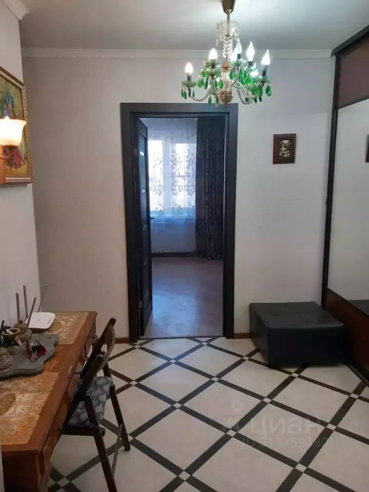 Продажа 2-комн квартиры на вторичном рынке улица Крыленко, 39/29