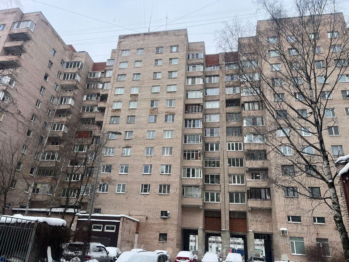 Продажа 2-комн квартиры на вторичном рынке Богатырский пр-кт,  д. 4к2