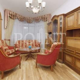 Аренда 4-комн квартиры на вторичном рынке ул Гиляровского,  д. 4,  к. 1