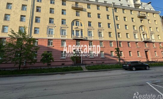 Продажа 2-комн квартиры на вторичном рынке Разночинная Б. ул,  д. 11