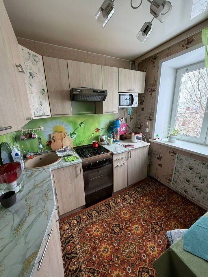 Продажа 1-комн квартиры на вторичном рынке Лопатинский мкр, улица Андреса,  д. 44