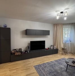 Продажа 2-комн квартиры на вторичном рынке улица Зои и Александра Космодемьянских,  д. 11А