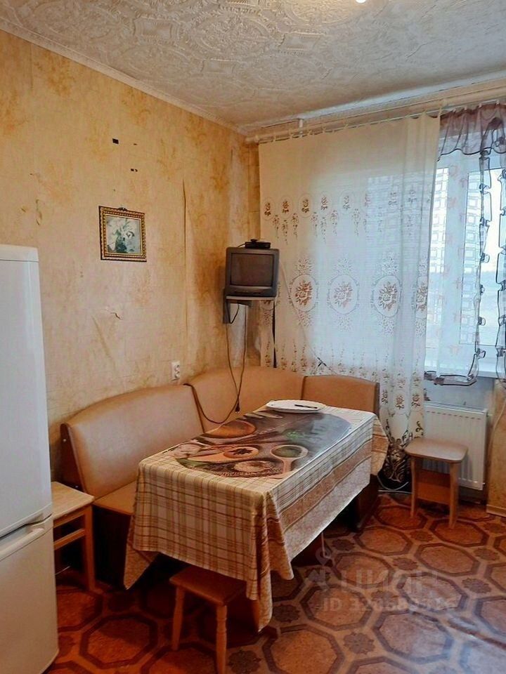 Продажа 2-комн квартиры на вторичном рынке д. Выскатка, улица Садовая, 28