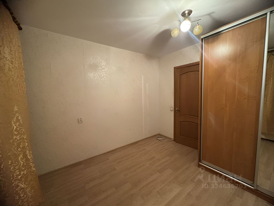 Продажа 3-комн квартиры на вторичном рынке улица Евдокима Огнева, 4К1