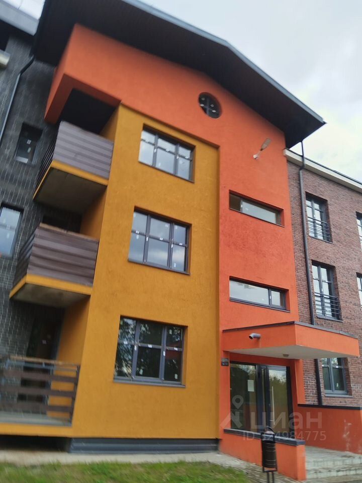 Продажа 1-комн квартиры на вторичном рынке д. Аксаково, улица Слободская, 2