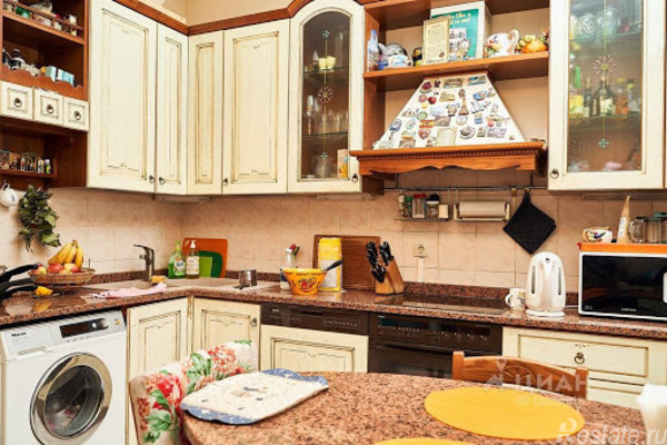 Продажа 5-комн квартиры на вторичном рынке Маленковская ул,  д. 3