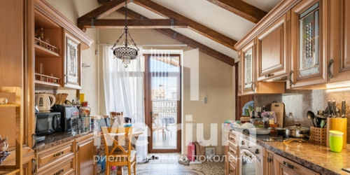 4-комн квартира ул Пятницкая,  д. 57,  к. 2