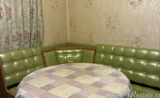 Продажа 3-комн квартиры на вторичном рынке улица Кржижановского,  д. 7