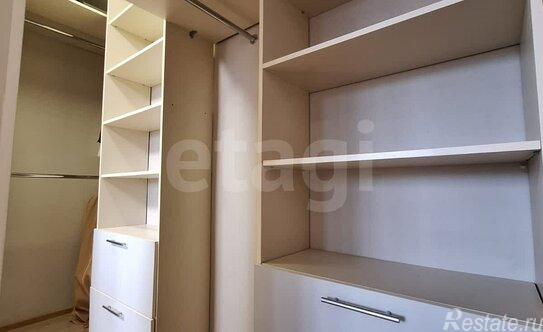 Продажа 1-комн квартиры на вторичном рынке ул Осипенко,  д. 3