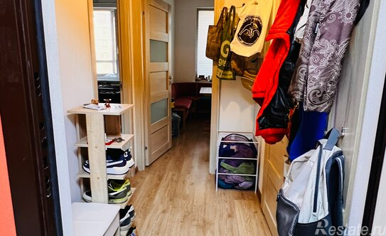 Продажа 1-комн квартиры на вторичном рынке Ветеранов пр-кт,  д. 171,  к. 1