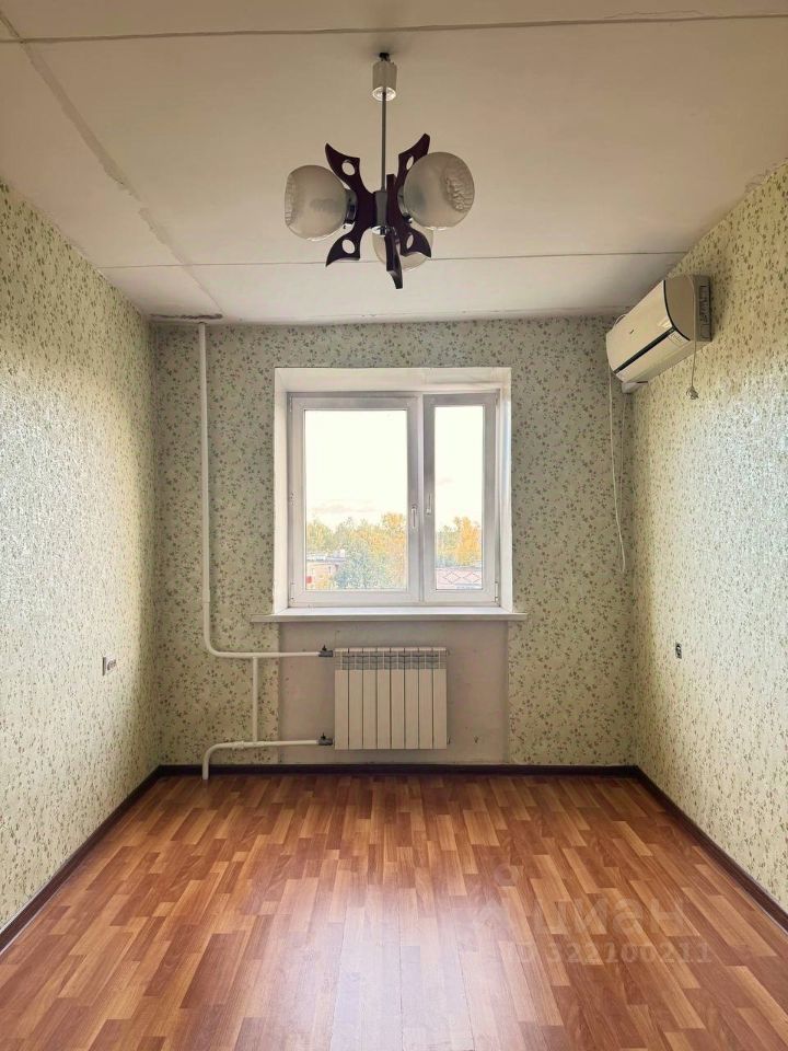 Продажа 2-комн квартиры на вторичном рынке Чехов, улица Чехова, 81Б