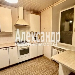 Продажа 3-комн квартиры на вторичном рынке Выборг, улица Куйбышева,  д. 17