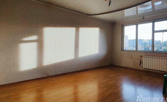 Продажа 3-комн квартиры на вторичном рынке Белореченская улица