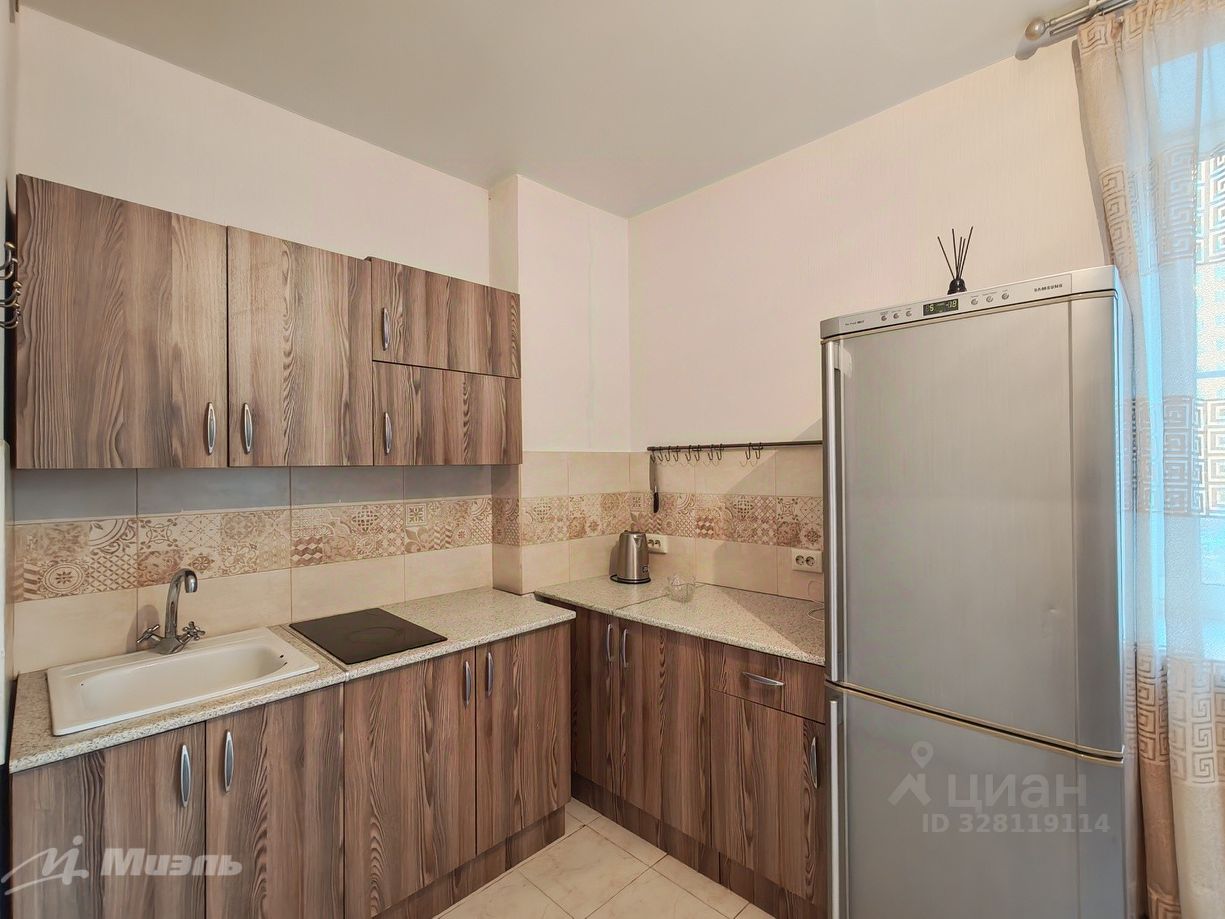 Аренда 1-комн квартиры на вторичном рынке Саввино мкр, Балашиха, улица Калинина,  д. 20