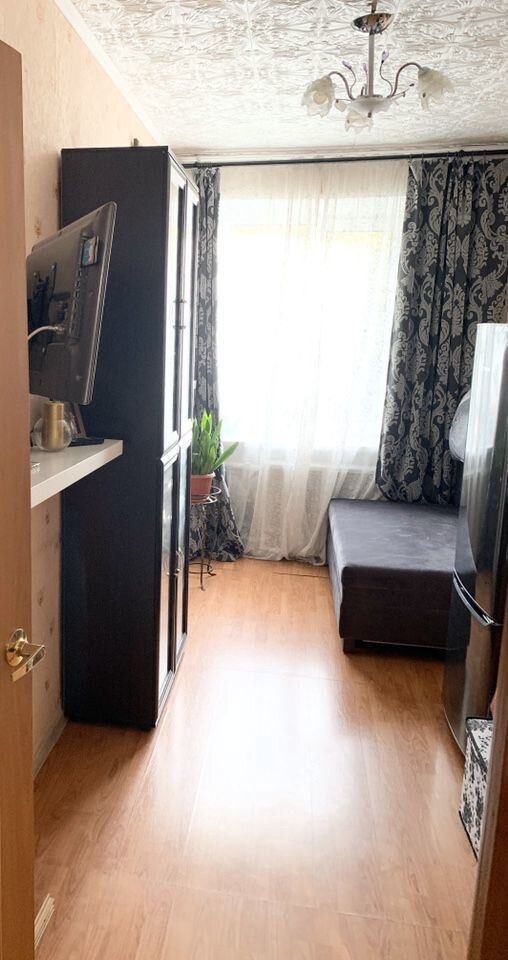 Продажа 3-комн квартиры на вторичном рынке Металлистов проспект,  д. 130