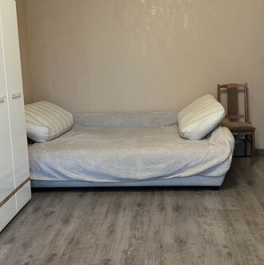 Продажа 1-комн квартиры на вторичном рынке ул Адмирала Трибуца,  д. 8