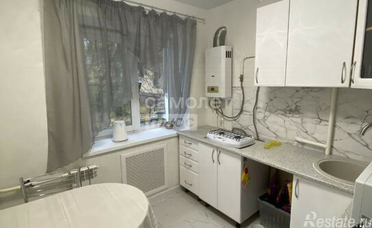 Продажа 2-комн квартиры на вторичном рынке МОГЭС, улица 3-го Интернационала,  д. 122