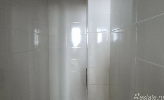 Продажа 3-комн квартиры на вторичном рынке Кремиченка, улица Горького,  д. 10