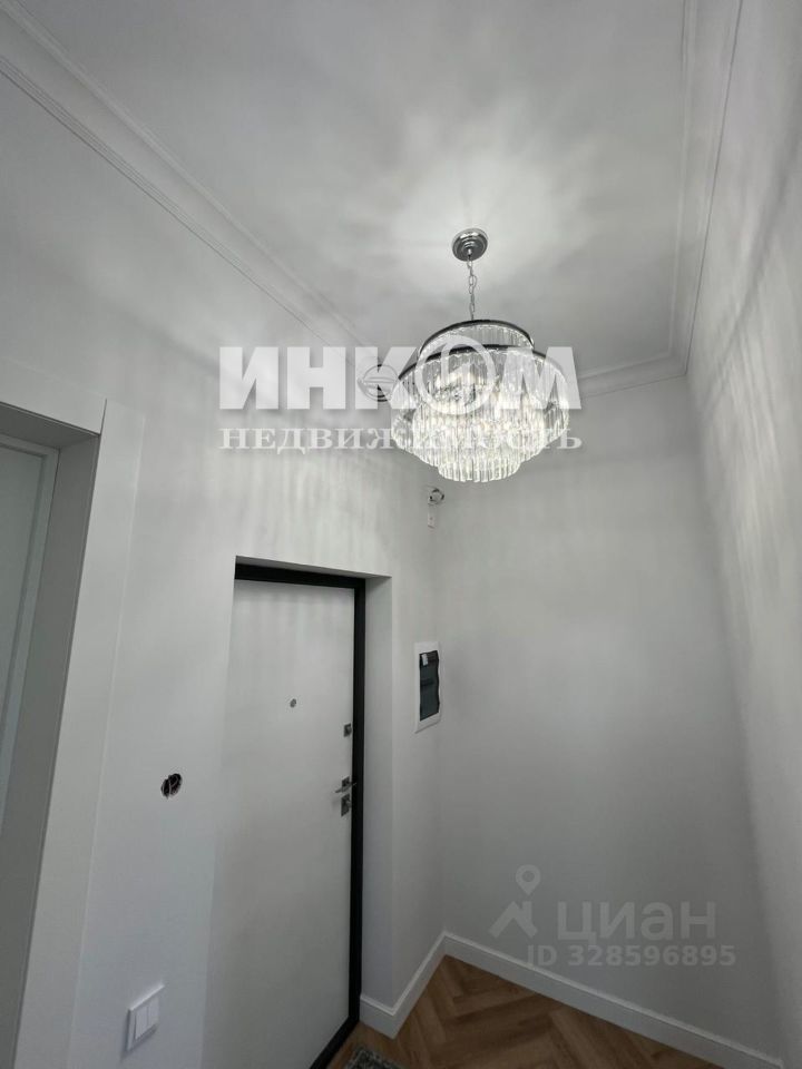 Продажа 3-комн квартиры на вторичном рынке улица Эдуарда Стрельцова, 2