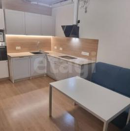 Продажа 2-комн квартиры на вторичном рынке Планерная улица,  д. 89
