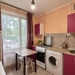 Продажа 2-комн квартиры на вторичном рынке ул Ляпидевского,  д. 10,  к. 2