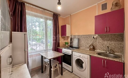 Продажа 2-комн квартиры на вторичном рынке ул Ляпидевского,  д. 10,  к. 2