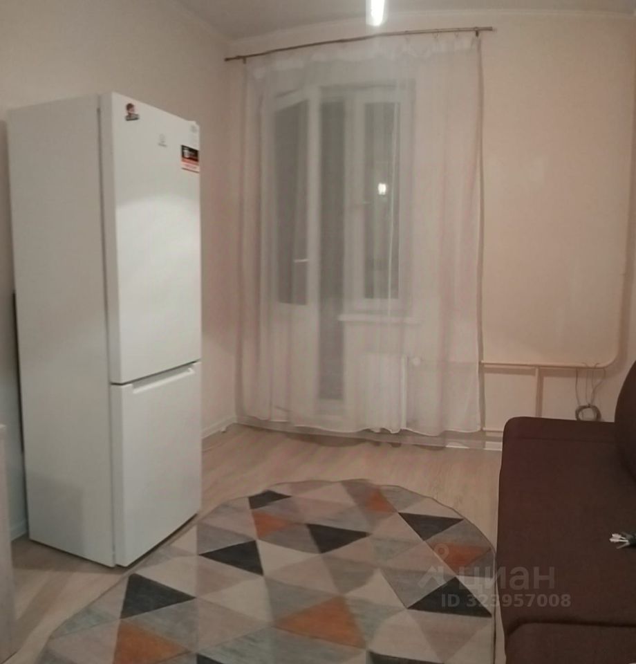 Аренда 1-комн квартиры на вторичном рынке Мирный пгт, улица Академика Северина, 5к1