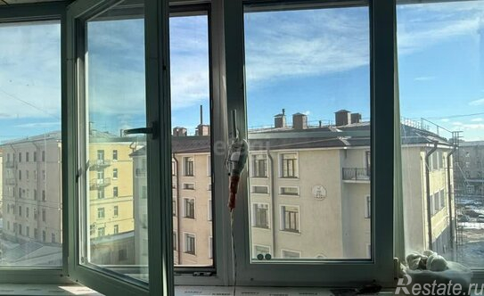 Продажа 1-комн квартиры на вторичном рынке ул Глазурная,  д. 2