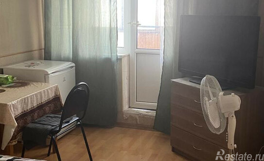 Продажа 3-комн квартиры на вторичном рынке Барвихинская улица