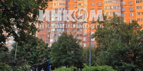 2-комн квартира улица Новаторов,  д. 6