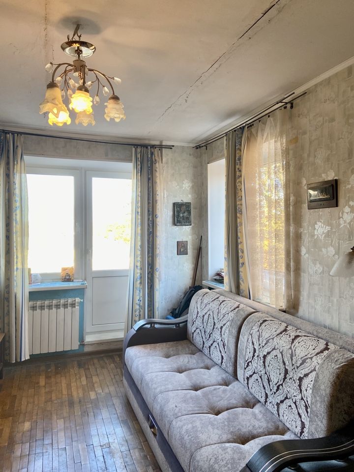 Продажа 1-комн квартиры на вторичном рынке Пушкин, Конюшенная улица, 11а