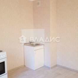 Продажа 3-комн квартиры на вторичном рынке улица Маршала Ерёменко,  д. 5 к1