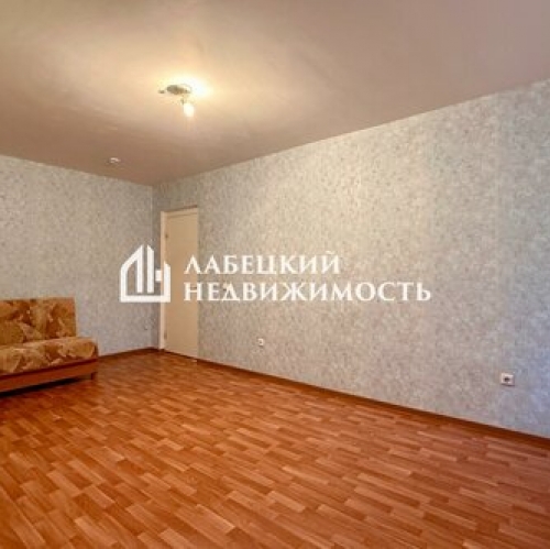 3-комн квартира Парголово п, 1 Мая ул,  д. 107 к9