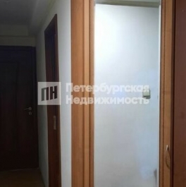 Продажа 3-комн квартиры на вторичном рынке улица Матроса Железняка,  д. 15