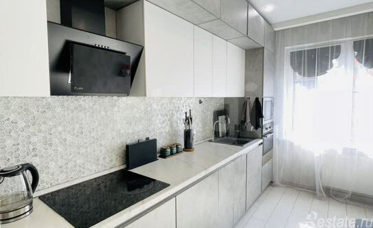 Продажа 2-комн квартиры на вторичном рынке Кудрово г, Европейский пр-кт,  д. 18 к2