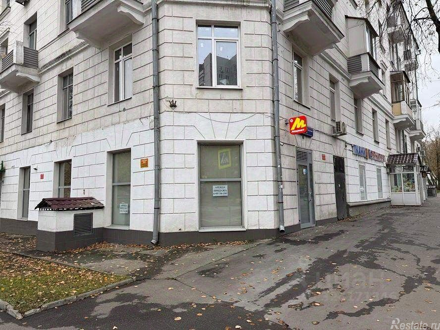 Продажа торгового помещения Сельскохозяйственная улица,  д. 9