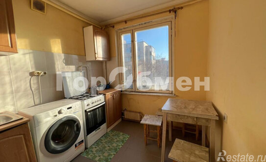 Продажа 2-комн квартиры на вторичном рынке улица Генерала Тюленева,  д. 31