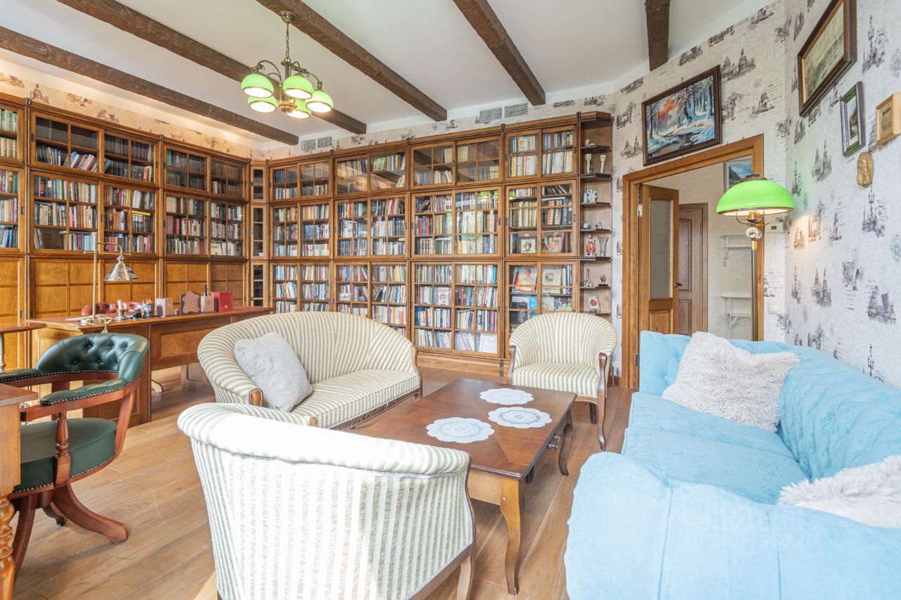 Аренда 3-комн квартиры на вторичном рынке Смоленский бульвар, 15