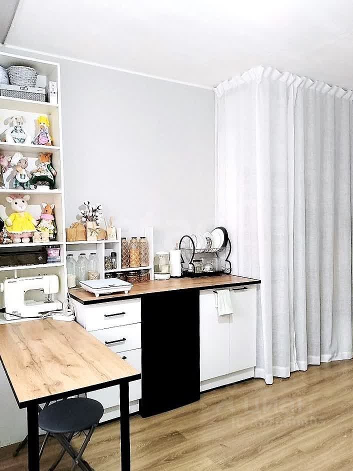 Продажа студии Лухмановская улица, 1