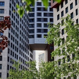 Продажа 2-комн квартиры на вторичном рынке ул Петра Алексеева,  д. 12,  к. 27