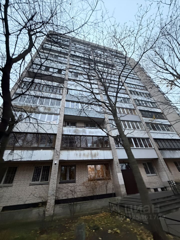 Продажа 1-комн квартиры на вторичном рынке улица Жака Дюкло, 10