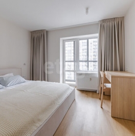 Продажа 2-комн квартиры на вторичном рынке Юнтоловский проспект,  д. 42 к2