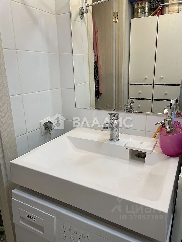 Продажа студии Лобненская улица, 13к4