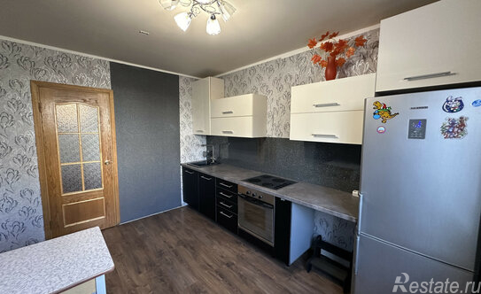 Продажа 1-комн квартиры на вторичном рынке ул Оптиков,  д. 52,  к. 3