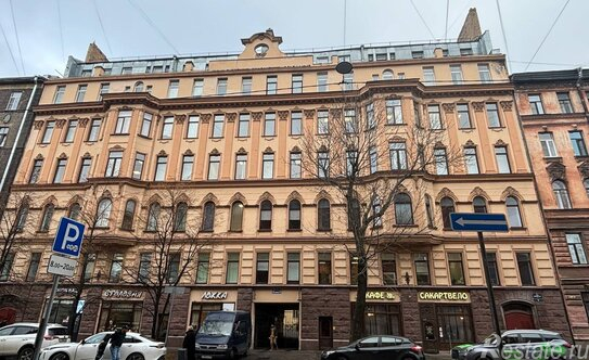 Продажа 4-комн квартиры на вторичном рынке 12-я линия