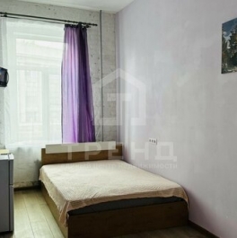 Продажа 4-комн квартиры на вторичном рынке Обводного Канала наб