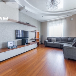 Продажа 3-комн квартиры на вторичном рынке Шпалерная улица