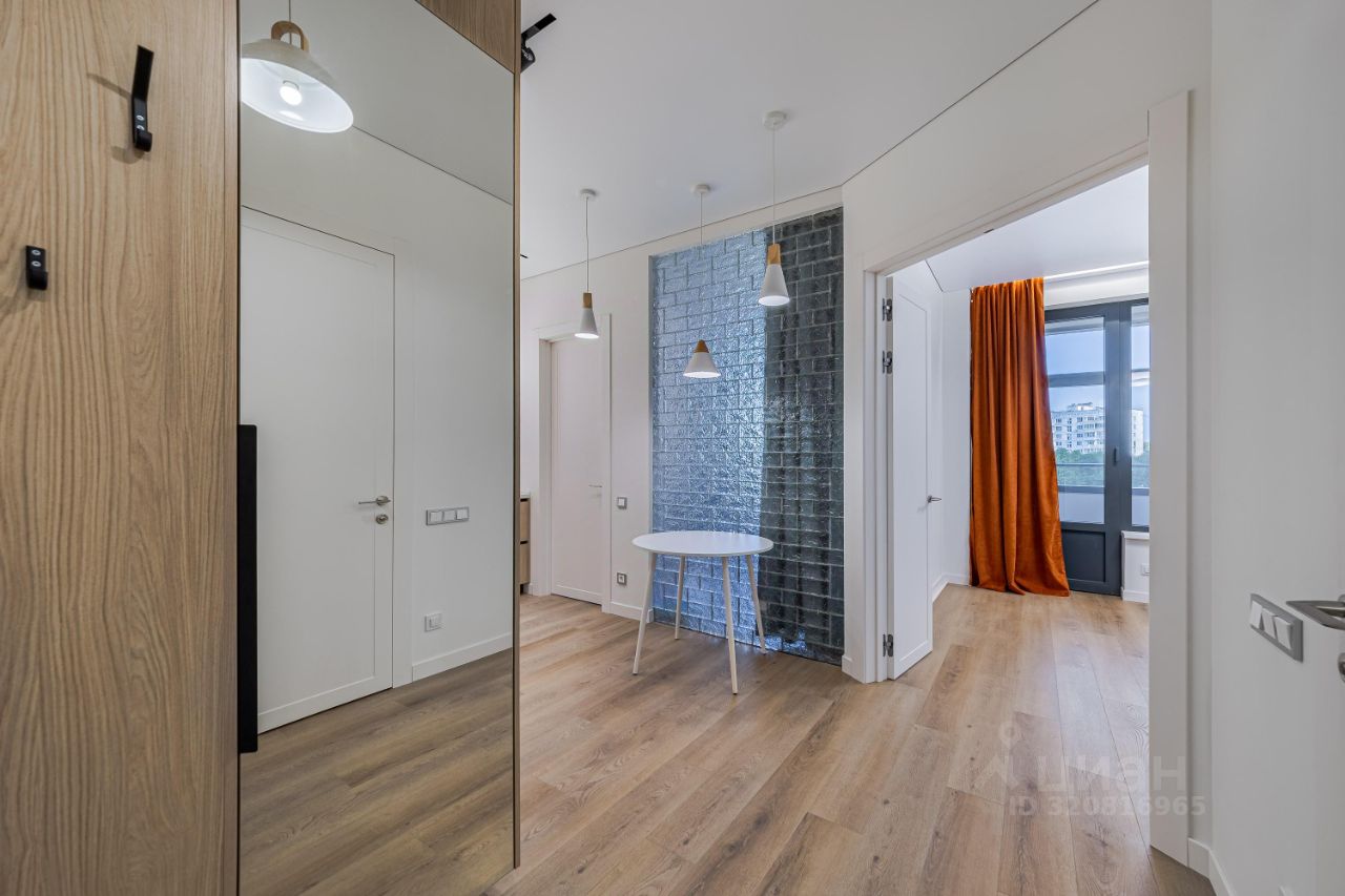 Продажа 2-комн квартиры на вторичном рынке Новоалексеевская улица, 16к2